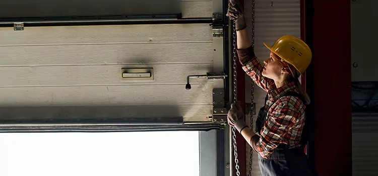 Addressing Common Garage Door Stoppage Issues in Honolulu, HI